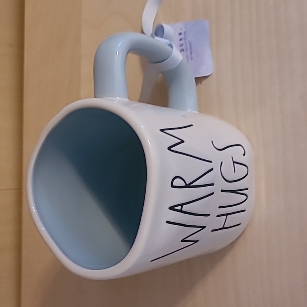 Rae Dunn Frozen Olaf Warm Hugs Mug - Picture 4 of 4